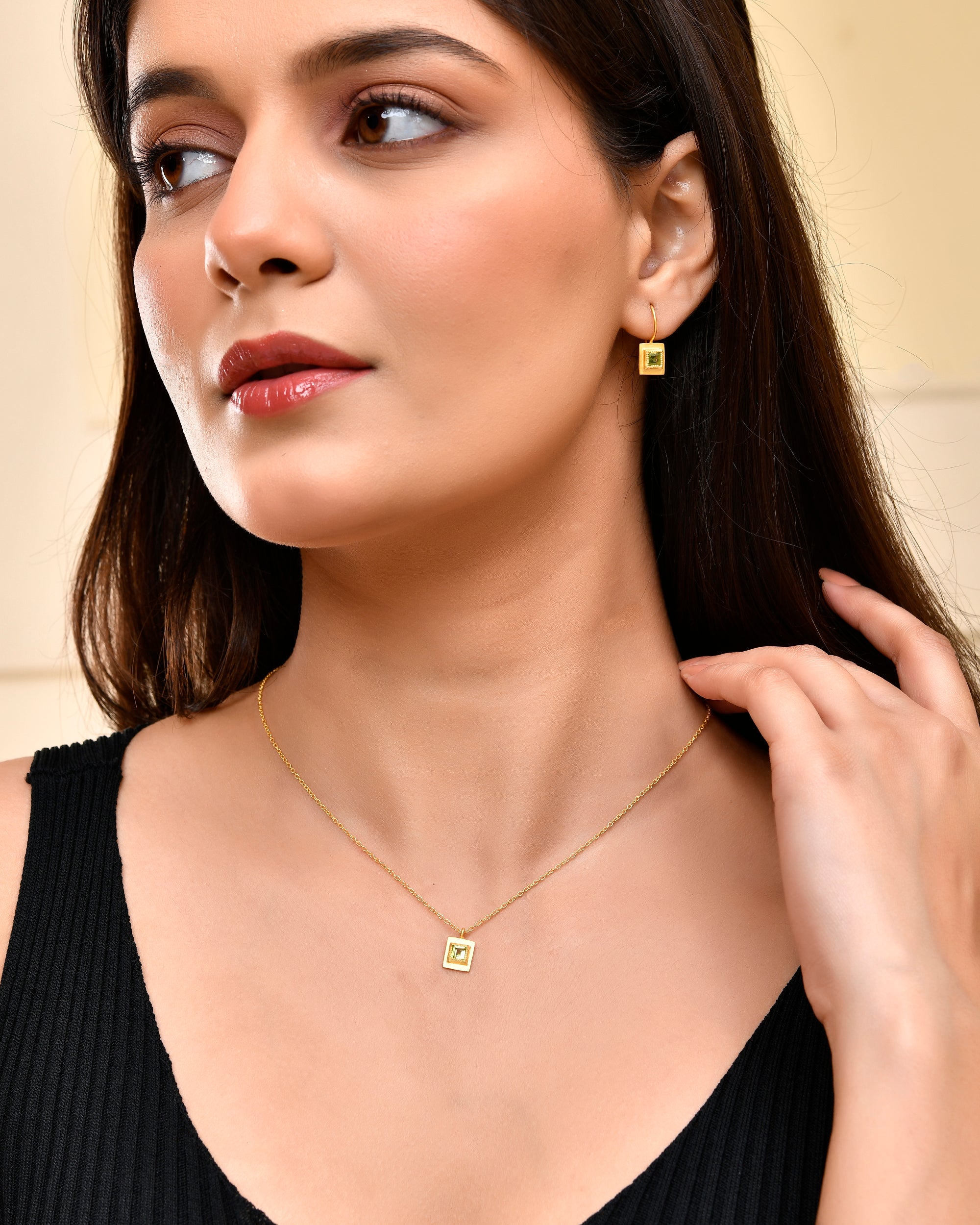 Peridot Square Earrings