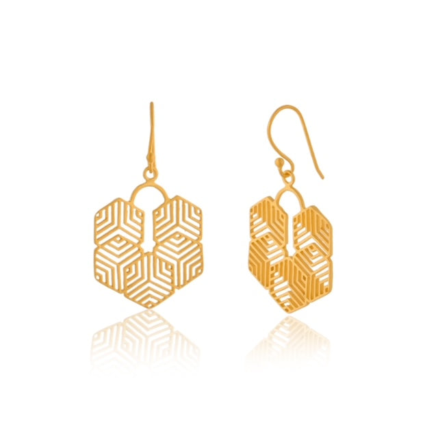 An hexagonal shape on French hook