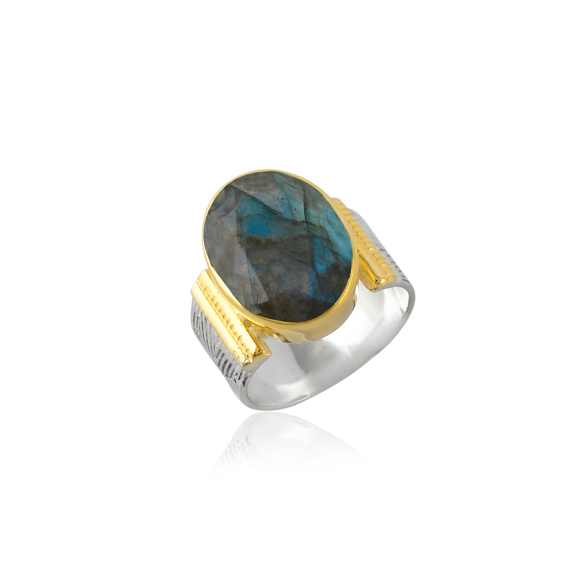 Radiant Reverie Labradorite Ring